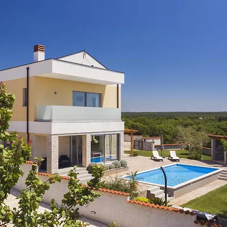 Holiday home House With A Swimming Pool Barbariga, - 22763