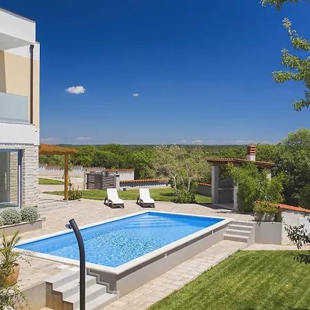 House With A Swimming Pool Barbariga, - 22763 *