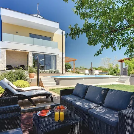 House With A Swimming Pool Barbariga, - 22763