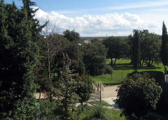 Family Friendly House With A Swimming Pool Barbariga, - 22763 펜션